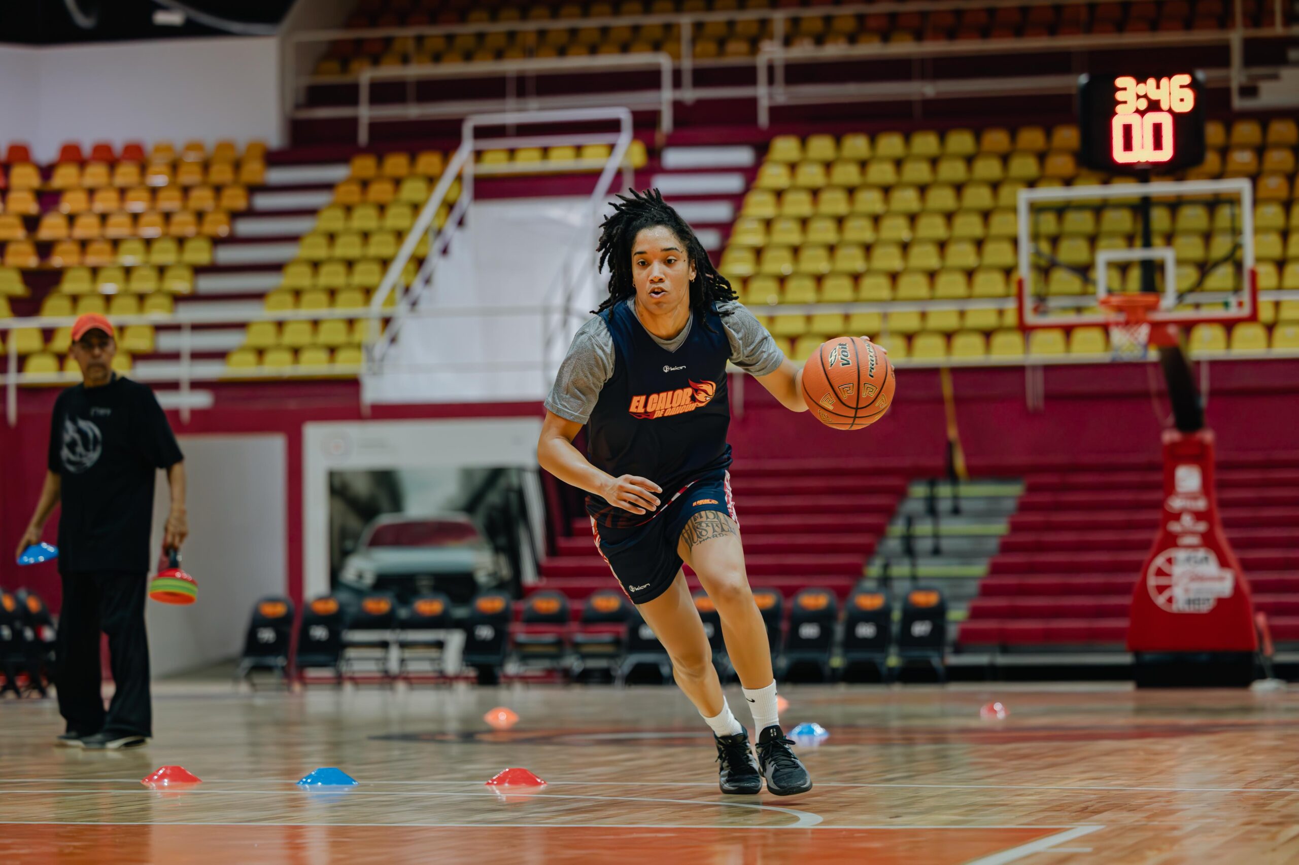 Ariel Destiny Colón, primer refuerzo de El Calor Femenil