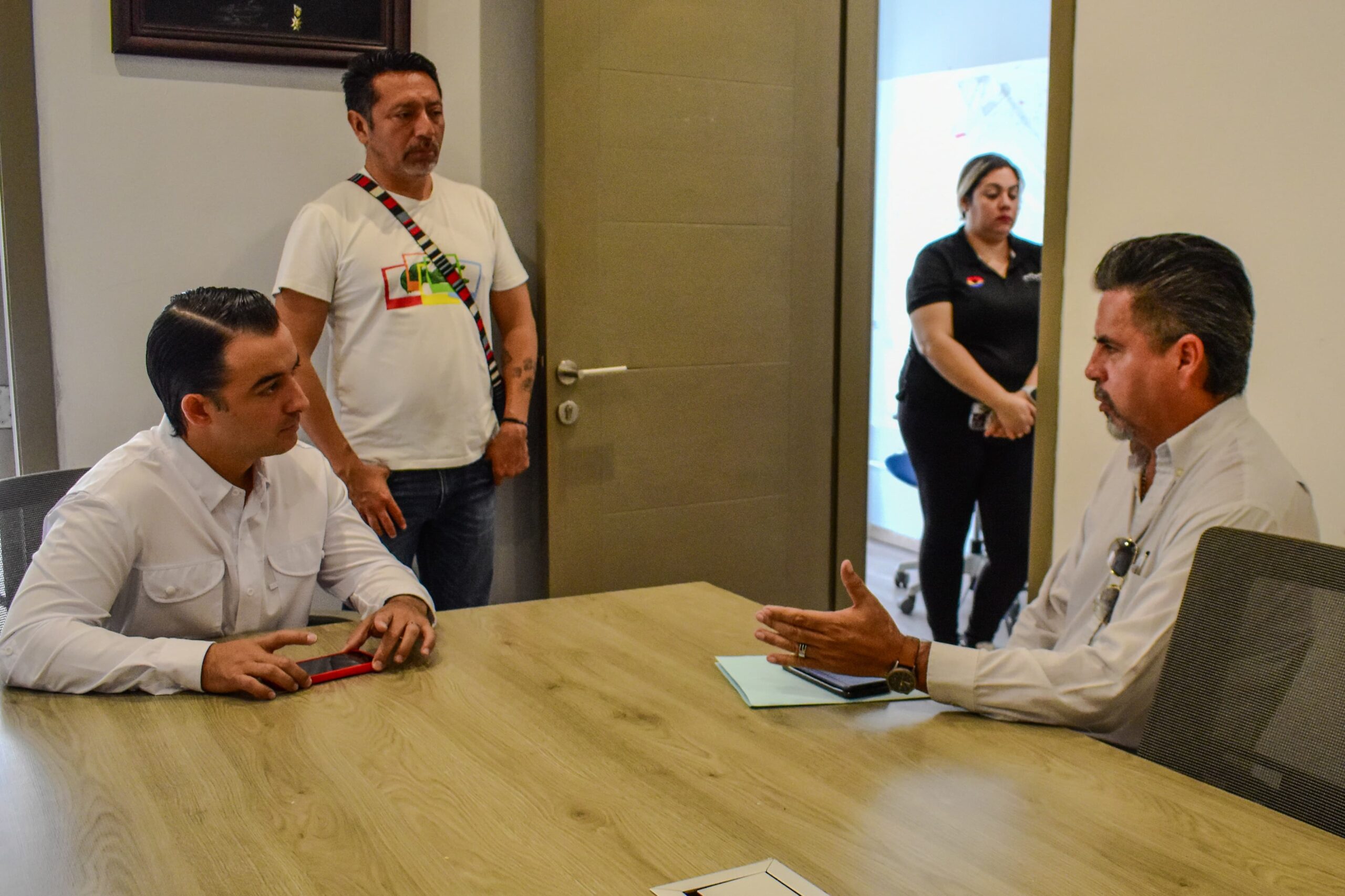 Ambulantes reconocen diálogo abierto de autoridades de BJ