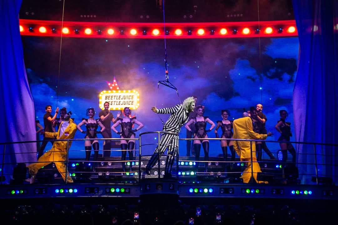 Cocobongo presenta su show al atardecer en Cancún y Playa